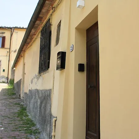 La Casina - Tipica Casa Toscana Accoglienza E Relax Apartment *